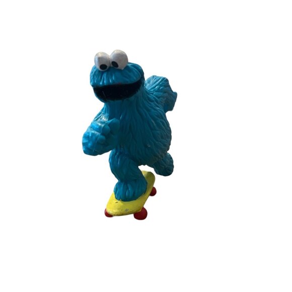Vintage Cookie Monster Skate Boarding PVC Figure, Cake Topper, Sesame Street 80s - Picture 4 of 6